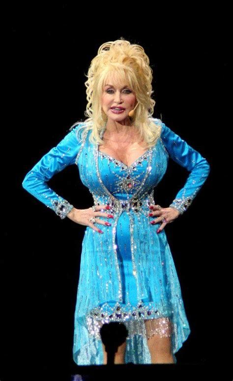 Dolly Parton outfit ideas 0013