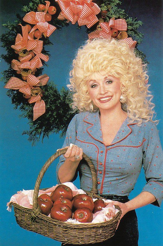 Dolly Parton outfit ideas 0058