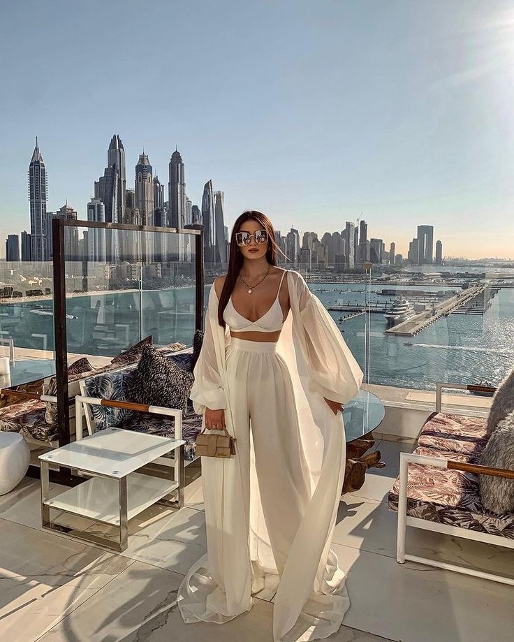 Dubai outfit ideas for summer