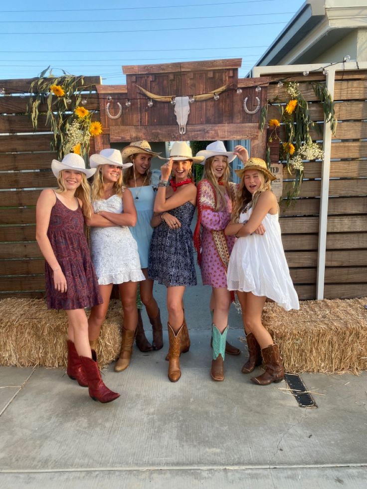 elegant line dancing outfit ideas for events.