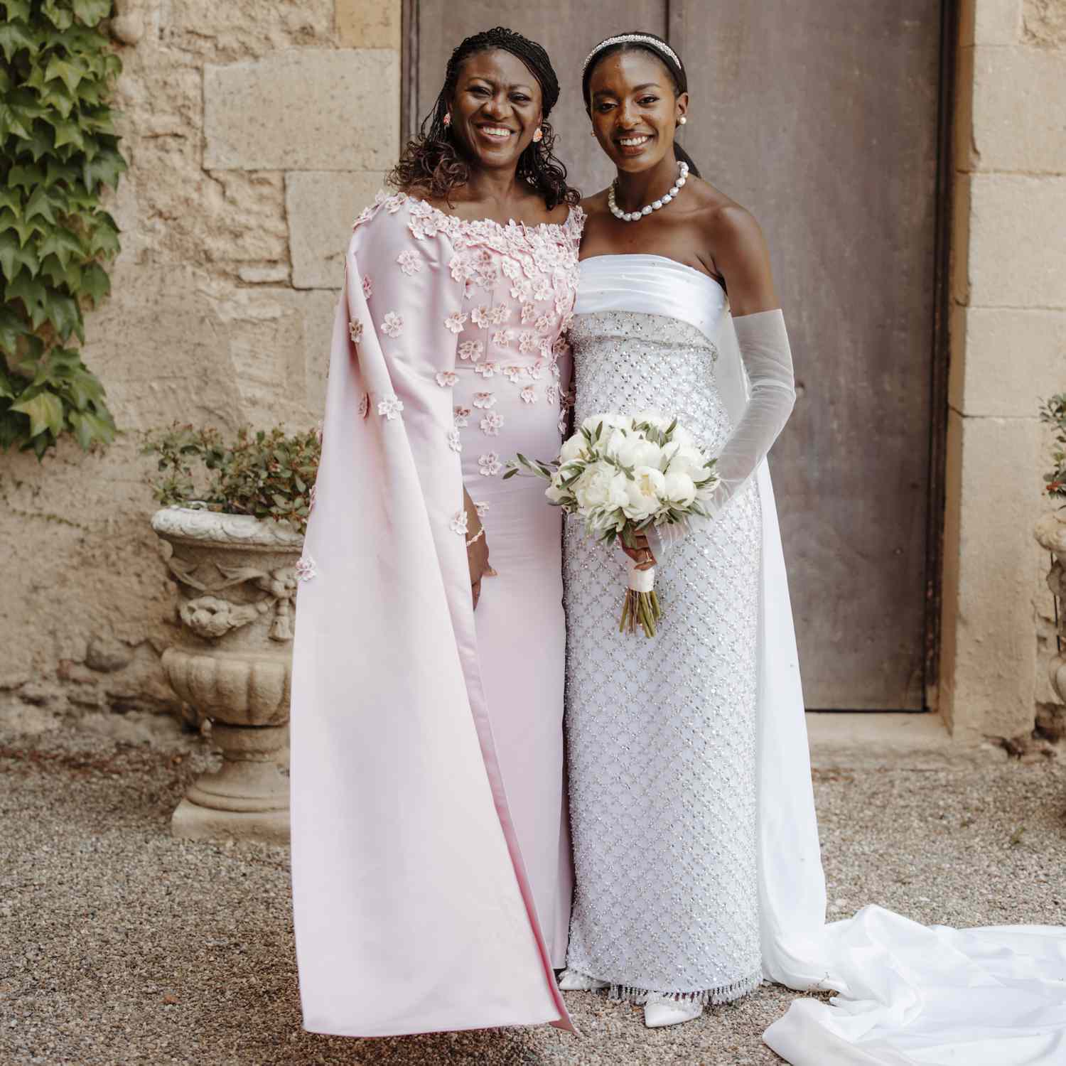 elegant outfit ideas for mother of the bride