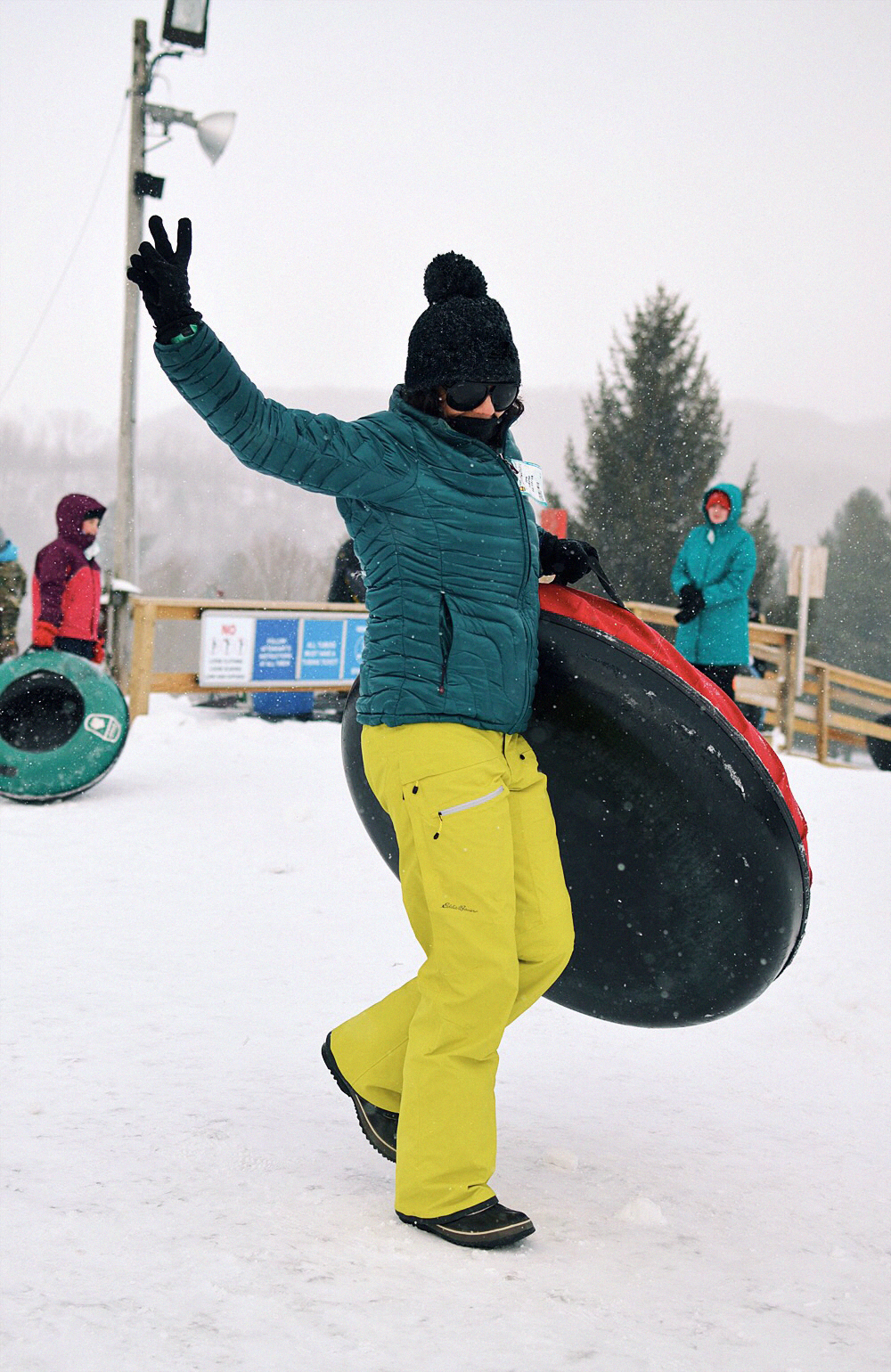 essential gear for your snow tubing outfit ideas