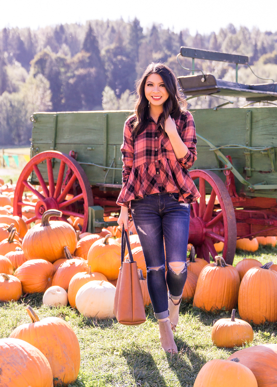 family-friendly corn maze outfit ideas