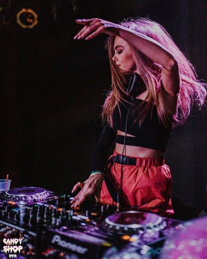 female DJ outfit ideas 0010