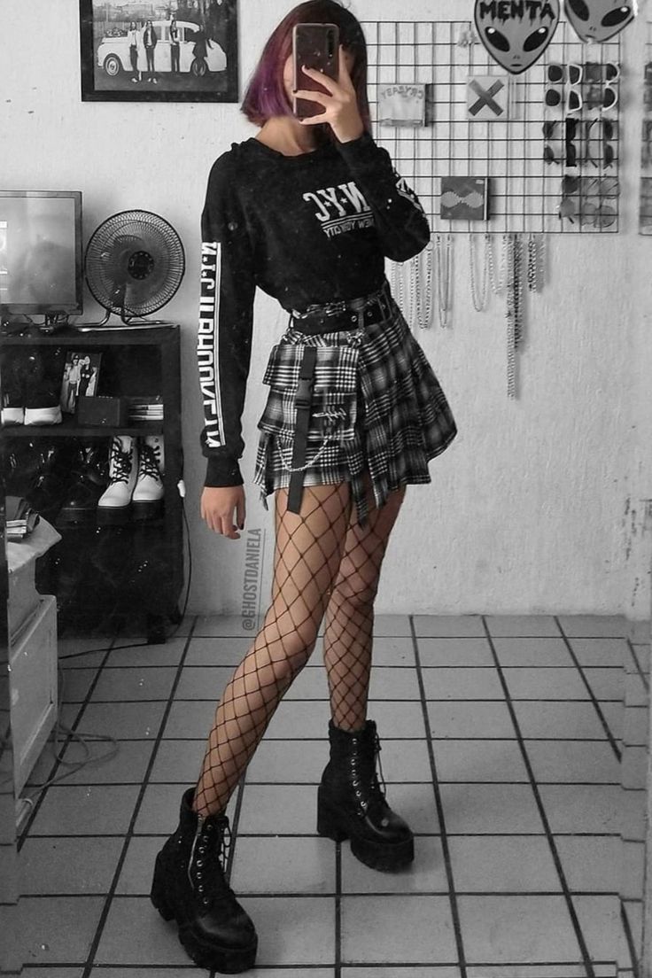 fishnet outfit ideas 0041