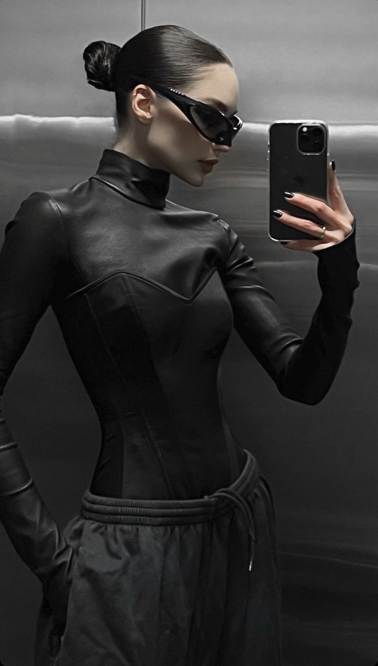 Futuristic outfit ideas 0044