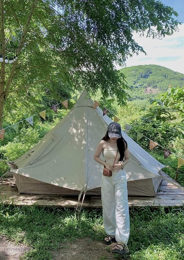 Glamping outfit ideas 0052