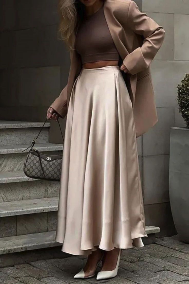 gold skirt outfit ideas 0093