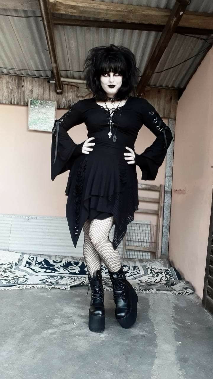 Goth outfit ideas 0097