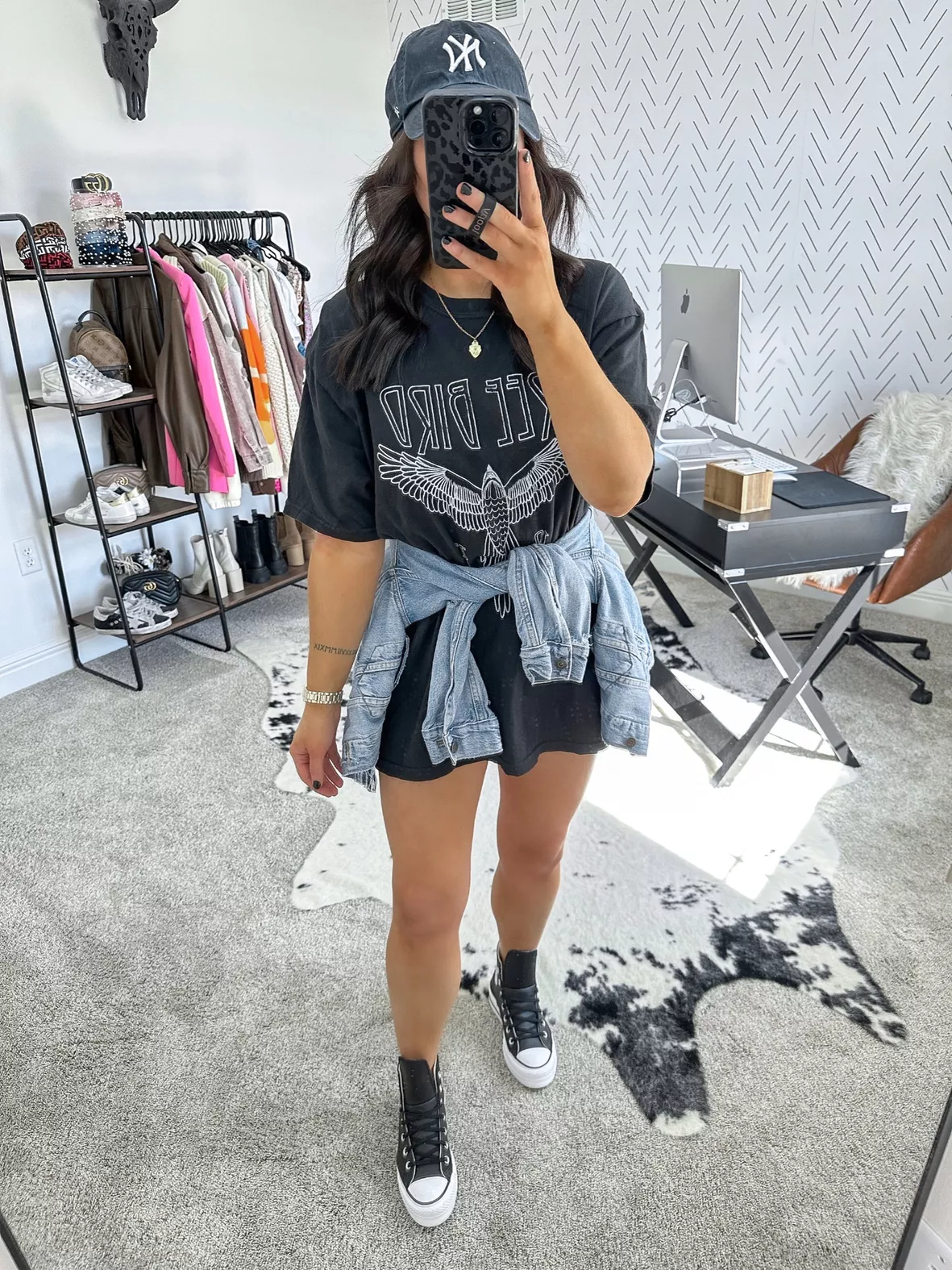 graphic tee outfit ideas 0026