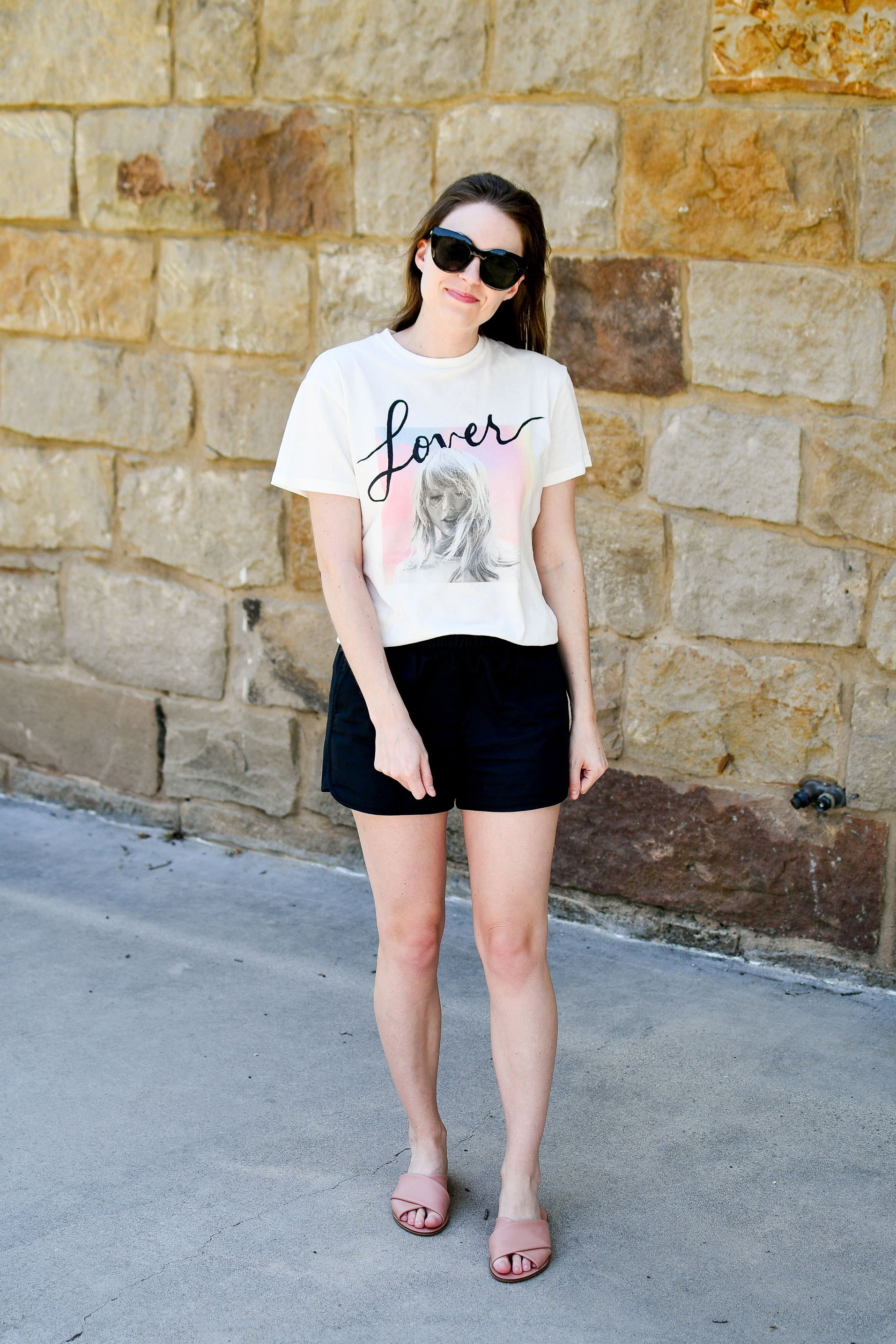 graphic tee outfit ideas 0066