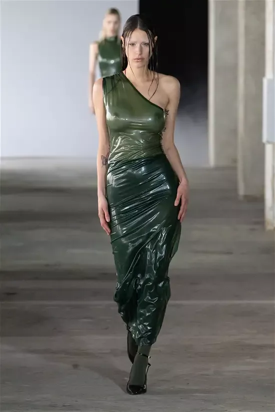 green outfit ideas female 0090