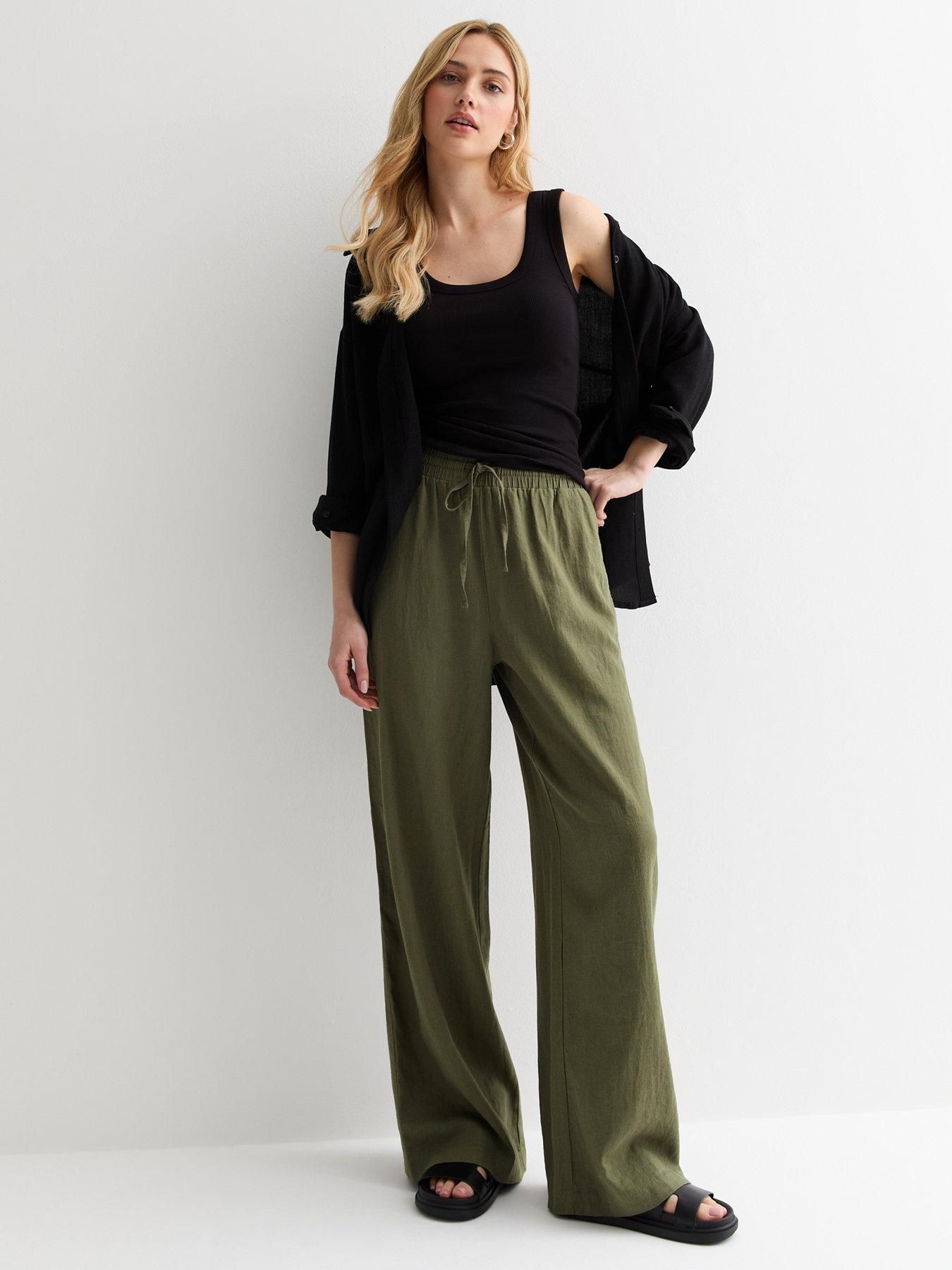 green pants outfit ideas 0022