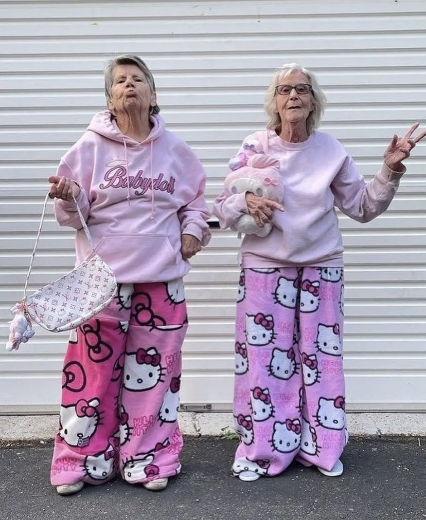 Hello Kitty outfit ideas 0033