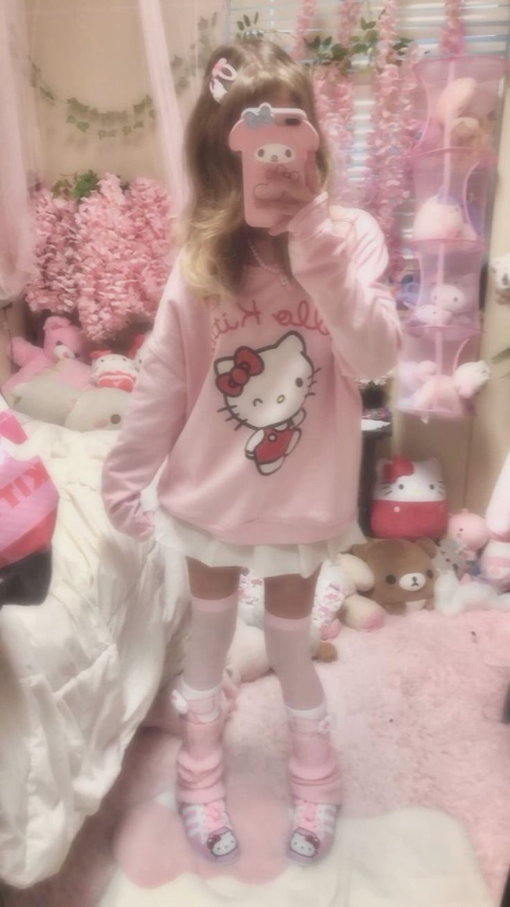 Hello Kitty outfit ideas 0063