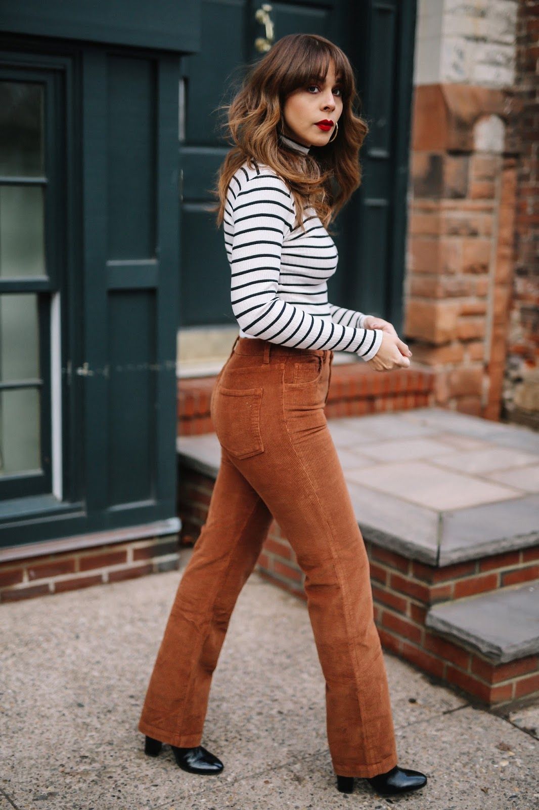 how to style corduroy pants