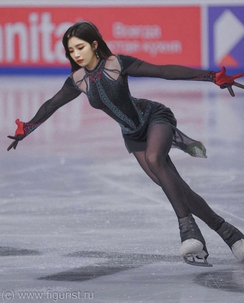 ice skating outfit ideas 0013