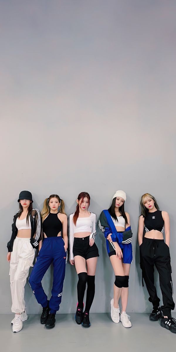 Itzy concert outfit ideas 0025