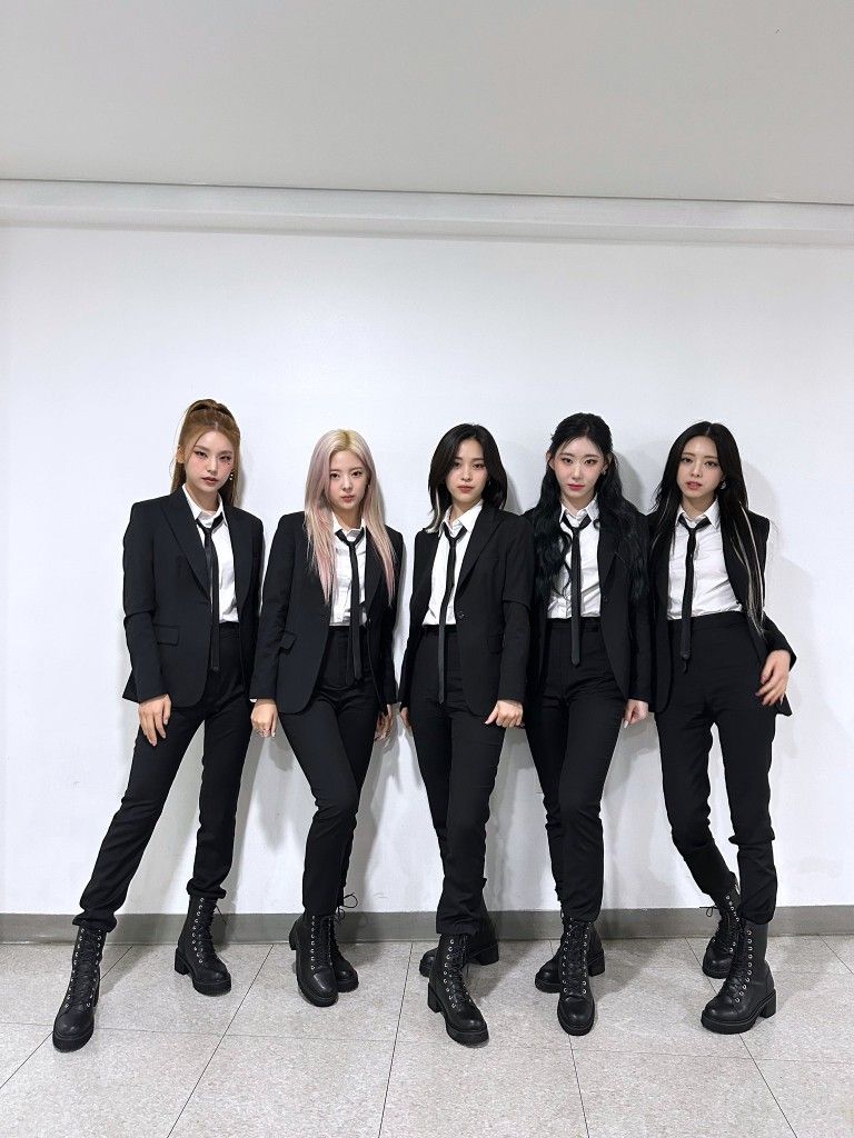 Itzy concert outfit ideas 0031