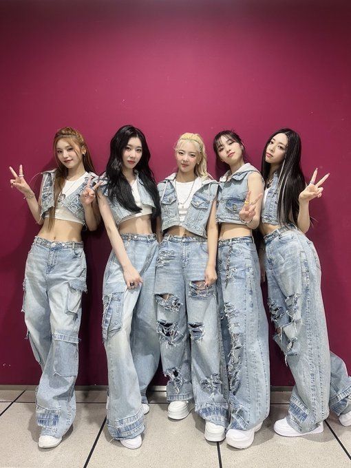 Itzy concert outfit ideas 0051