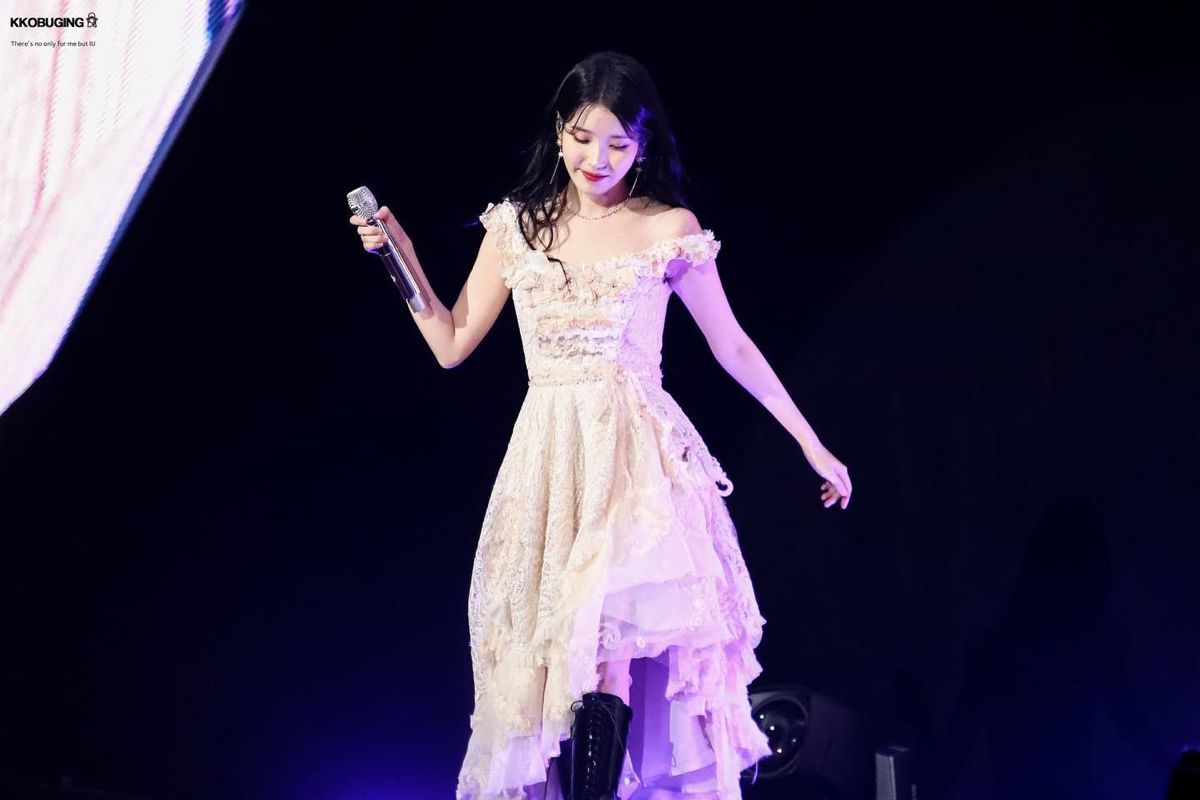 IU concert outfit ideas 0061