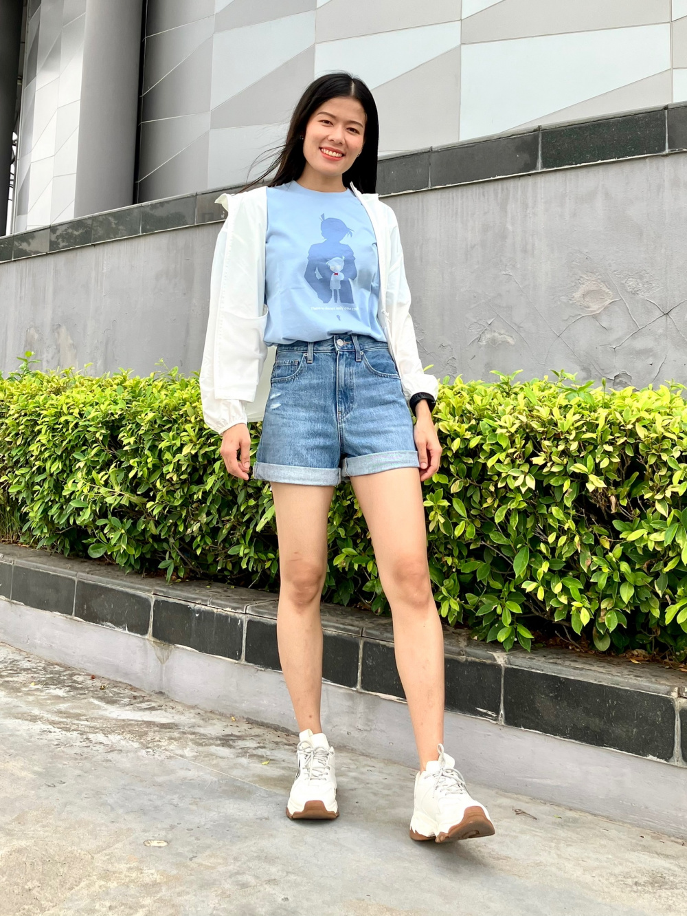 jeans shorts outfit ideas 0017