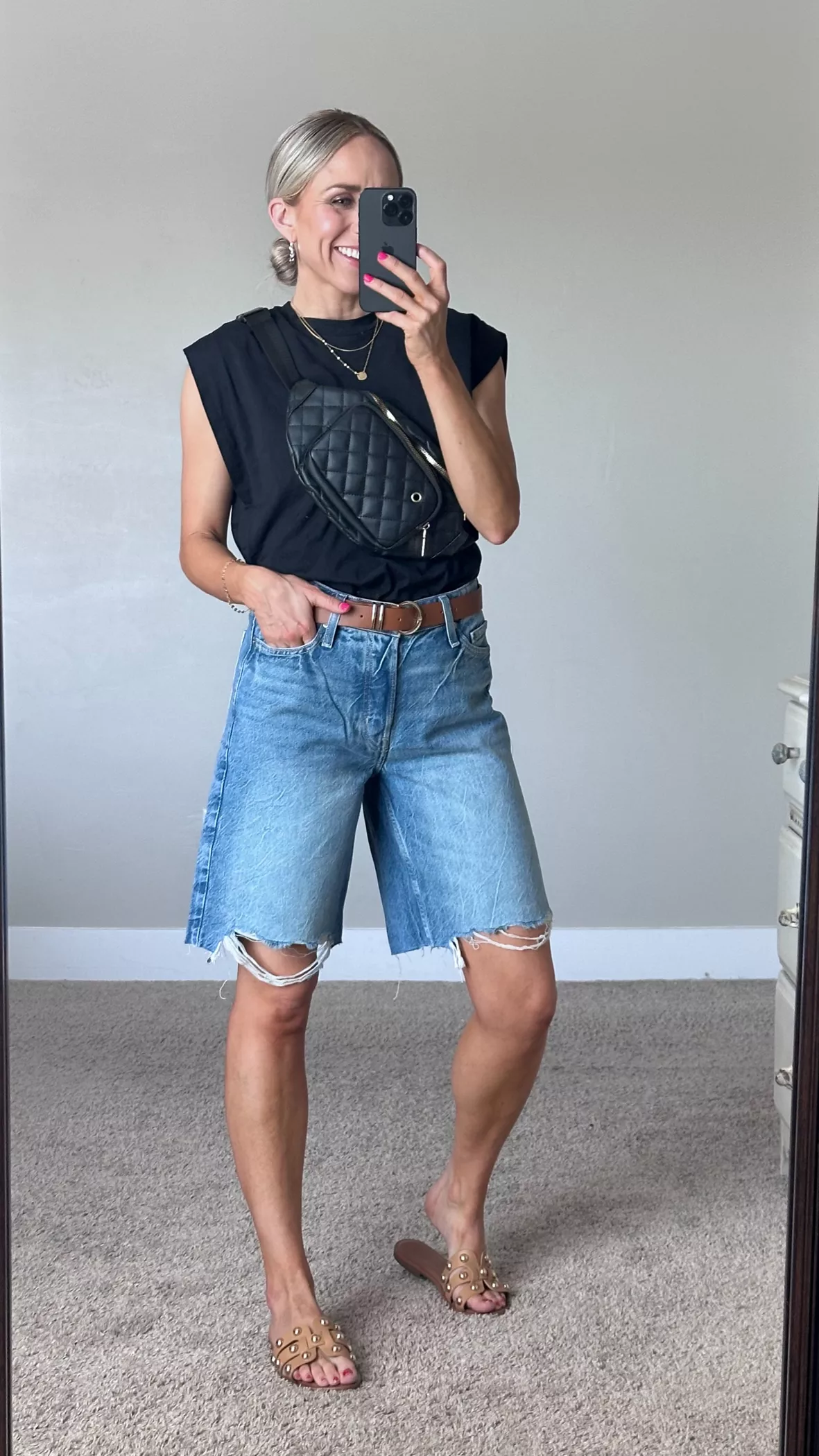 jeans shorts outfit ideas 0093