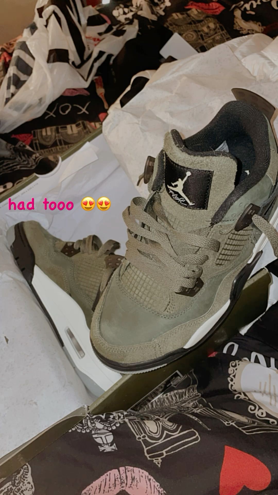 jordan 4 craft olive outfit ideas for casual wear