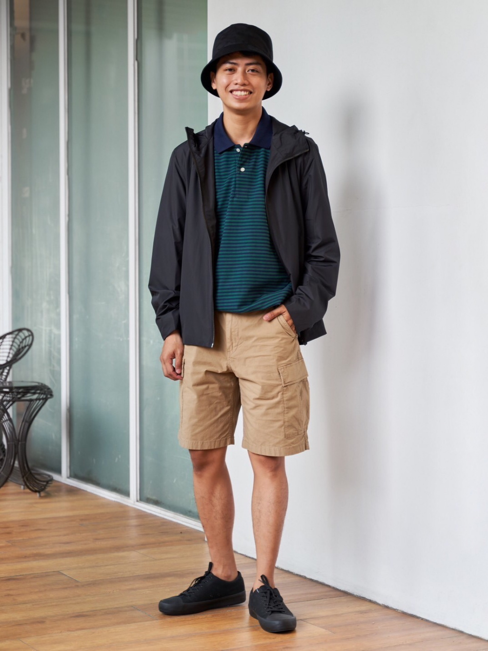 khaki shorts outfit ideas 0021