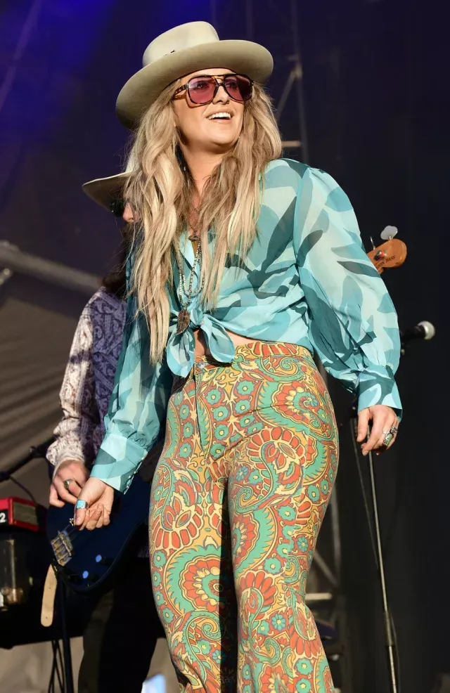 Lainey Wilson concert outfit ideas 0024