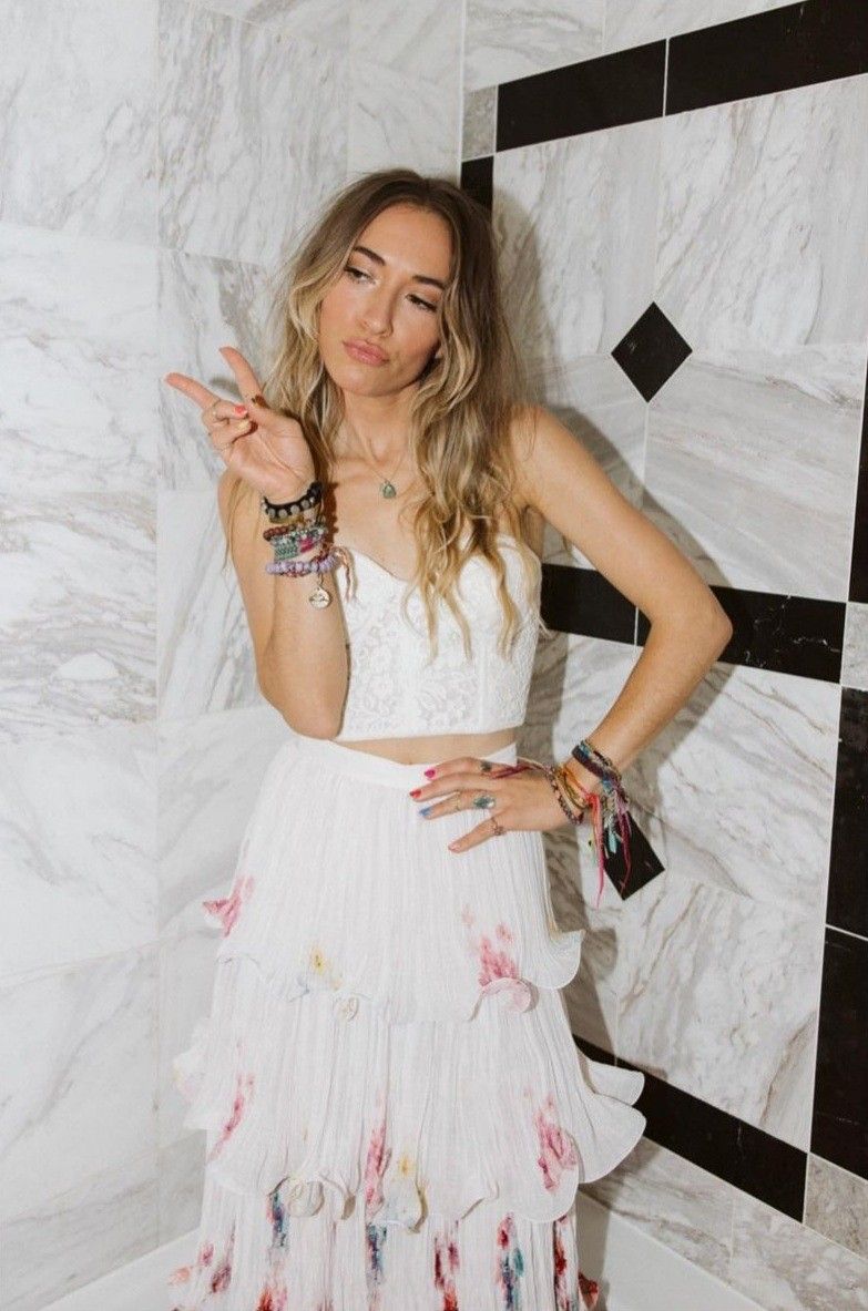 Lauren Daigle concert fashion tips