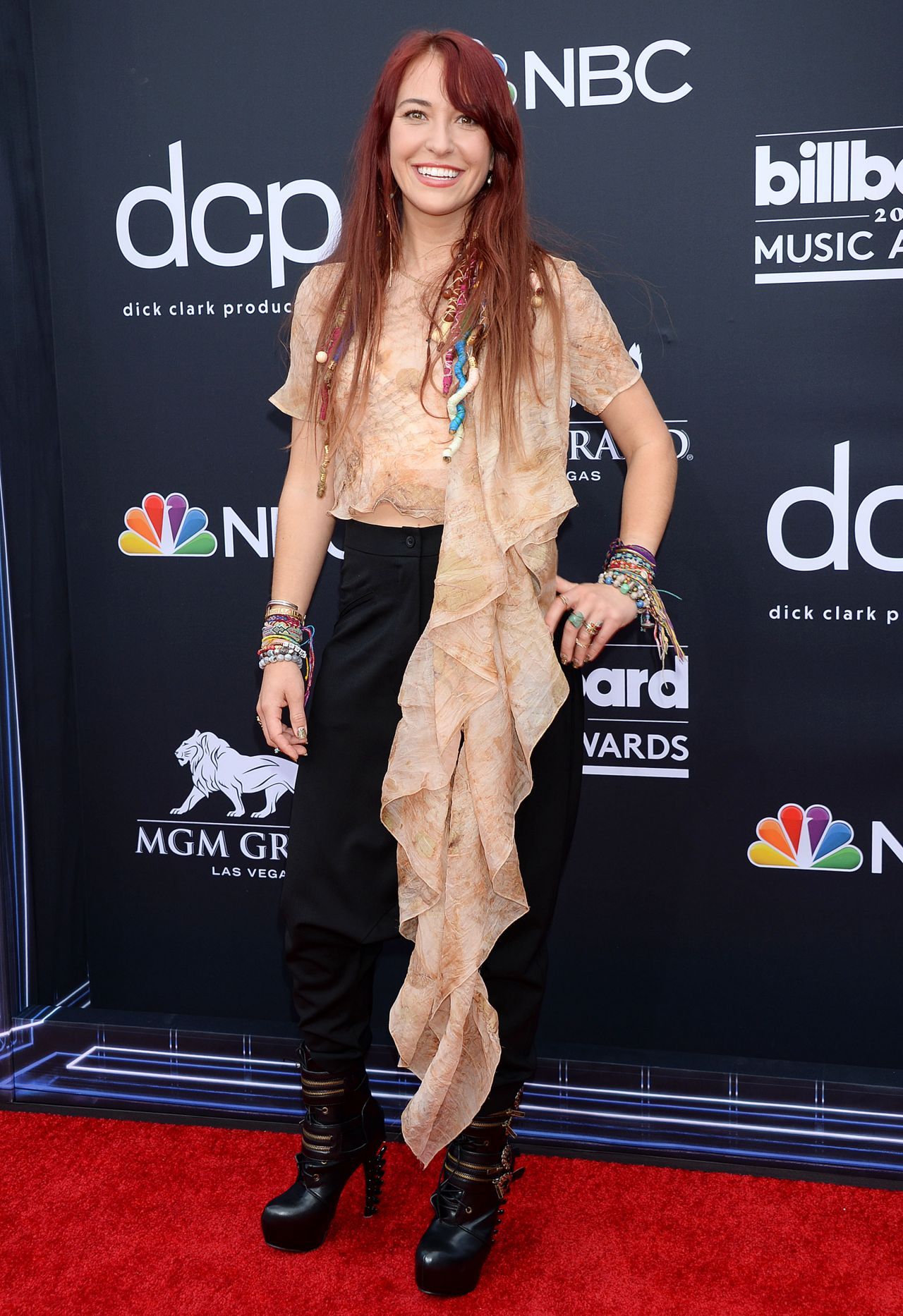 Lauren Daigle concert outfit ideas 0070