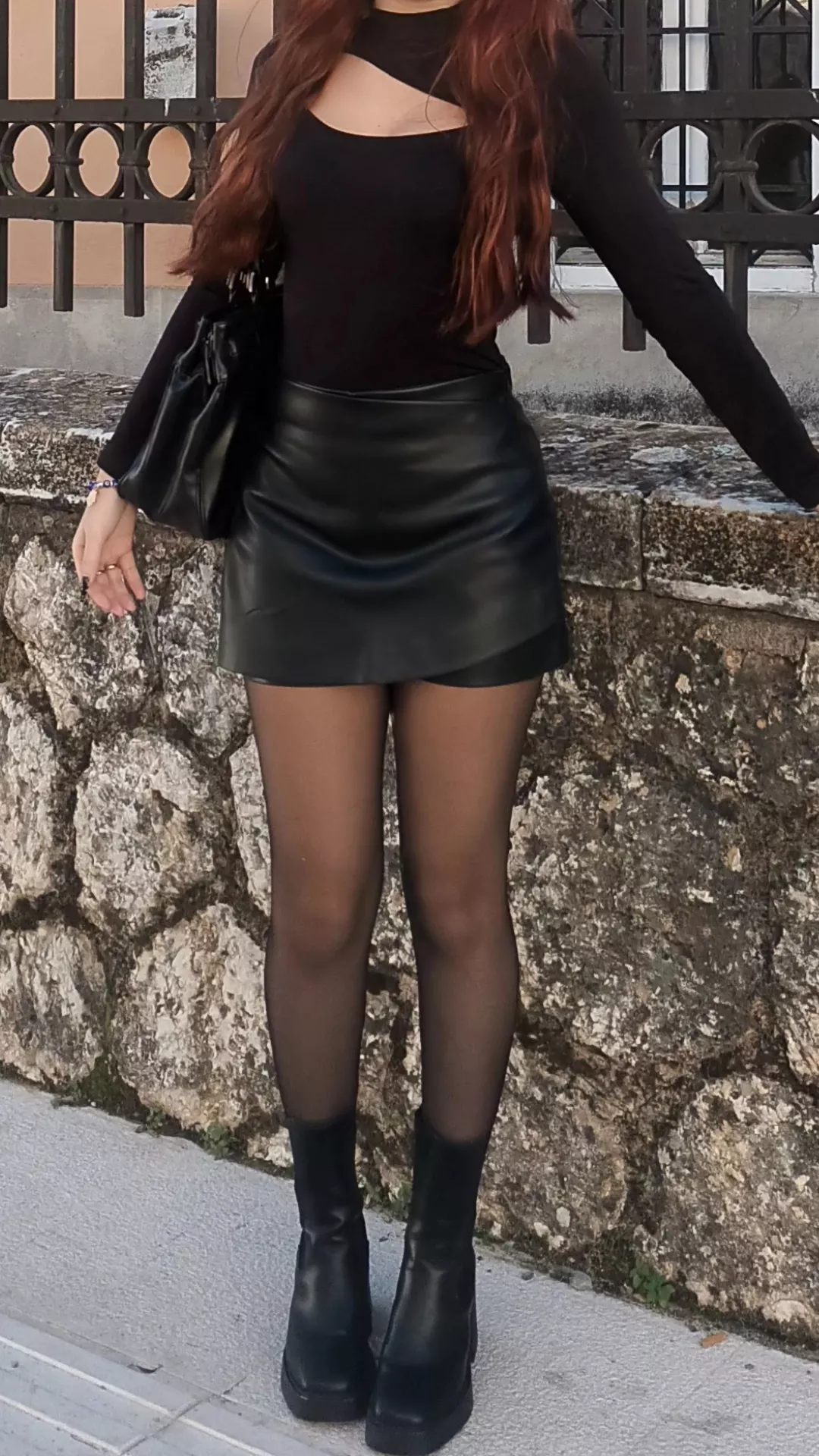 layered tights outfit ideas.