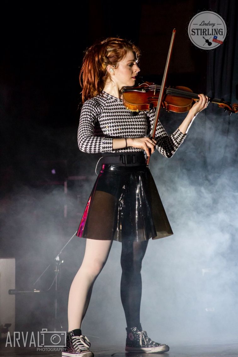 Lindsey Stirling concert outfit ideas 0097