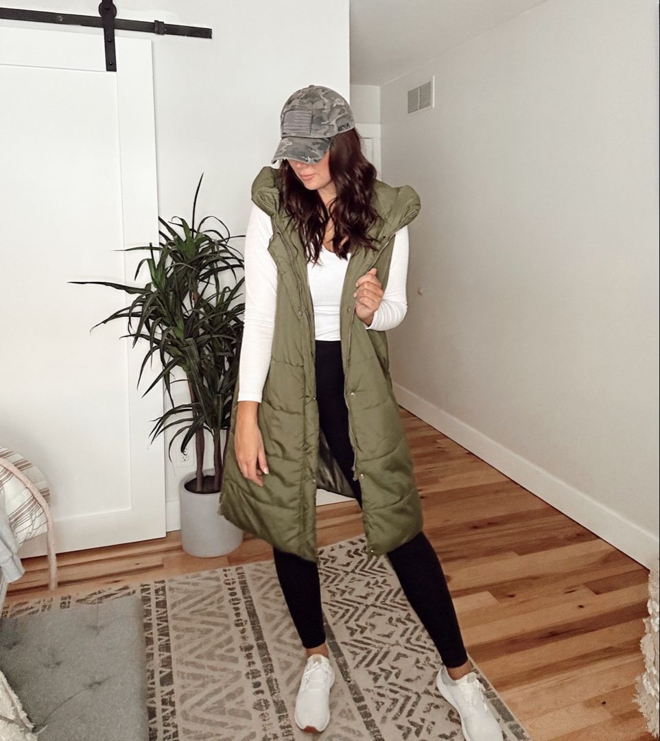 long puffer vest outfit ideas 0019