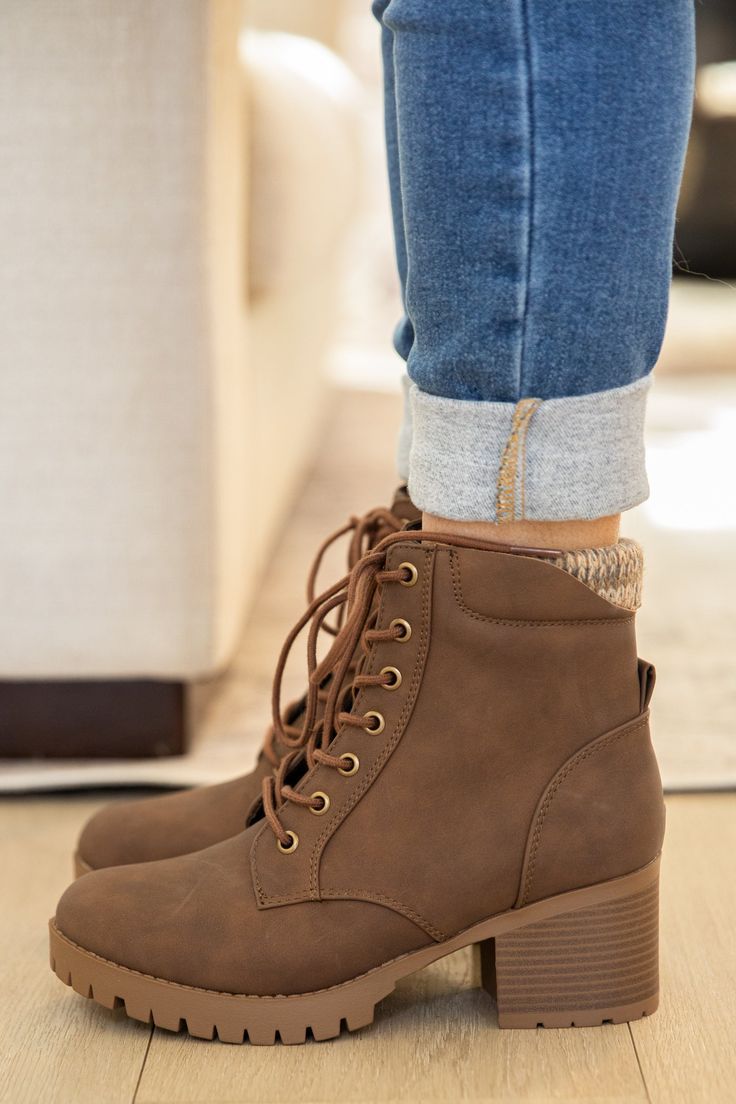 lug sole boots outfit ideas 0037