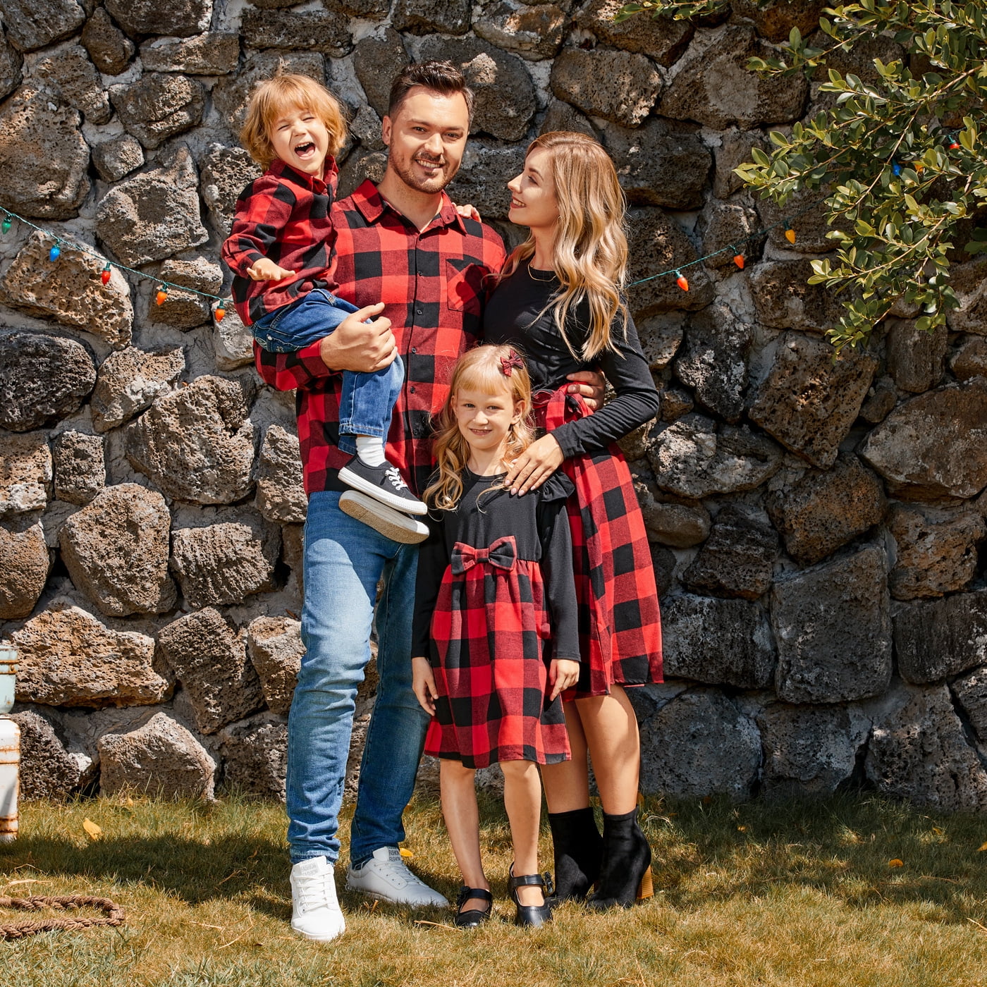 family Christmas outfit ideas 0028