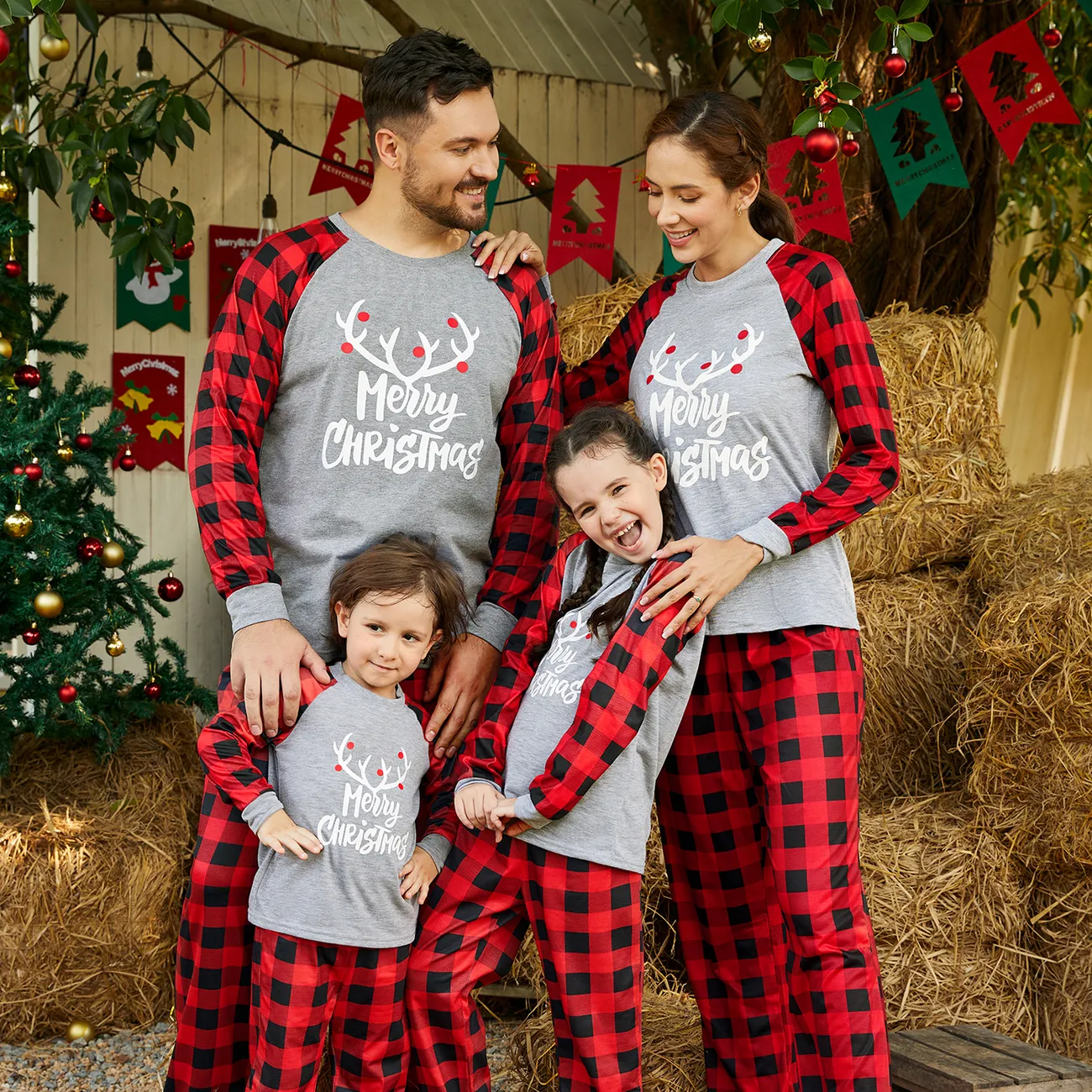 family Christmas outfit ideas 0048