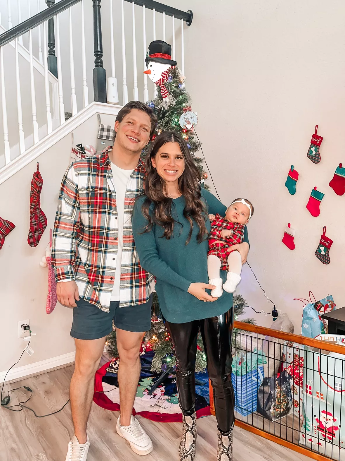 family Christmas outfit ideas 0081