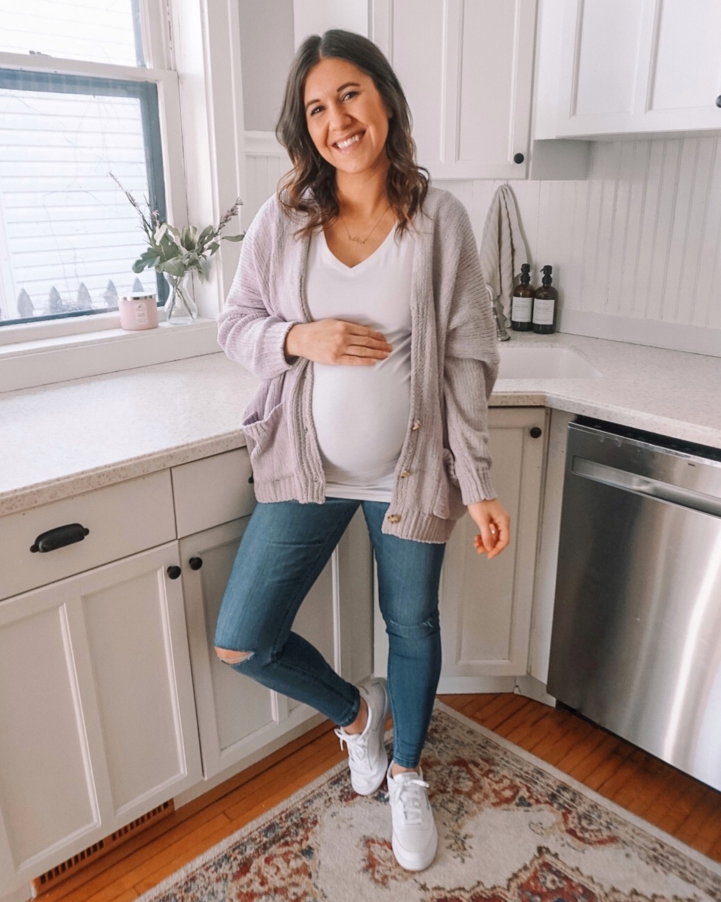 Maternity outfit ideas 0091