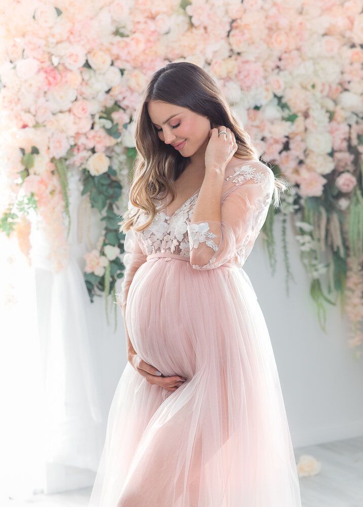 maternity photoshoot outfit ideas 0011