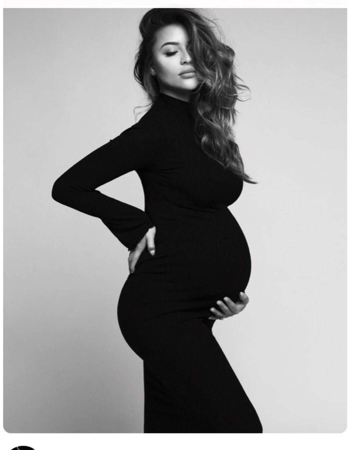 maternity photoshoot outfit ideas 0067