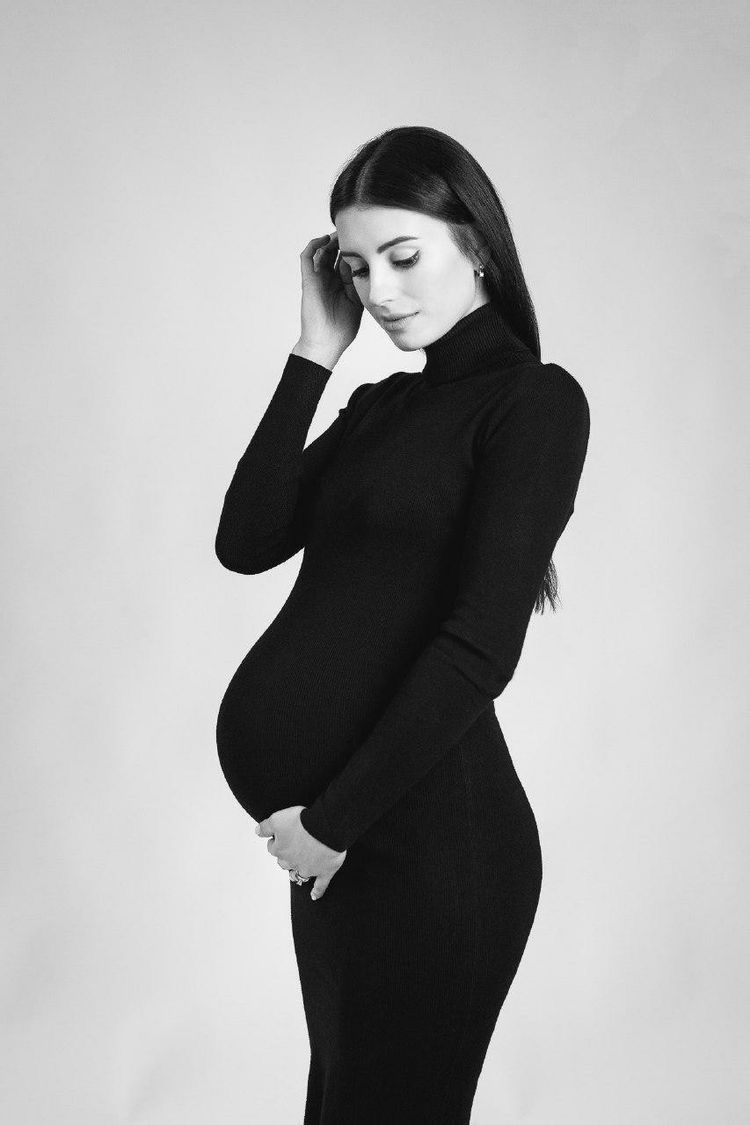 maternity photoshoot outfit ideas 0073