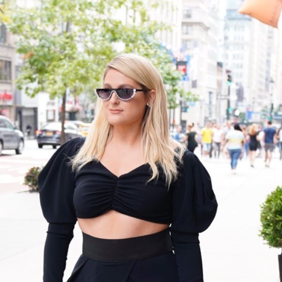 Meghan Trainor outfit ideas 0030