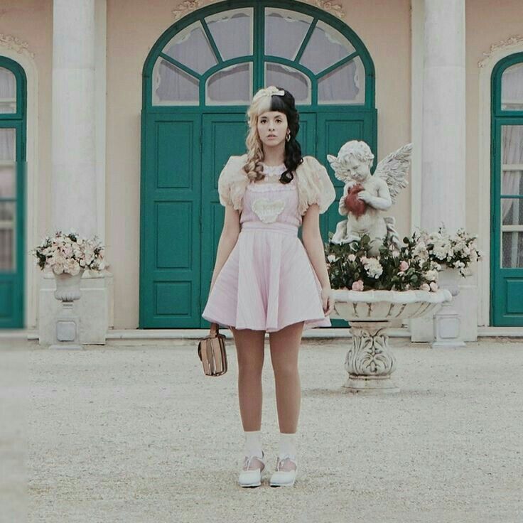 Melanie Martinez outfit ideas 0056