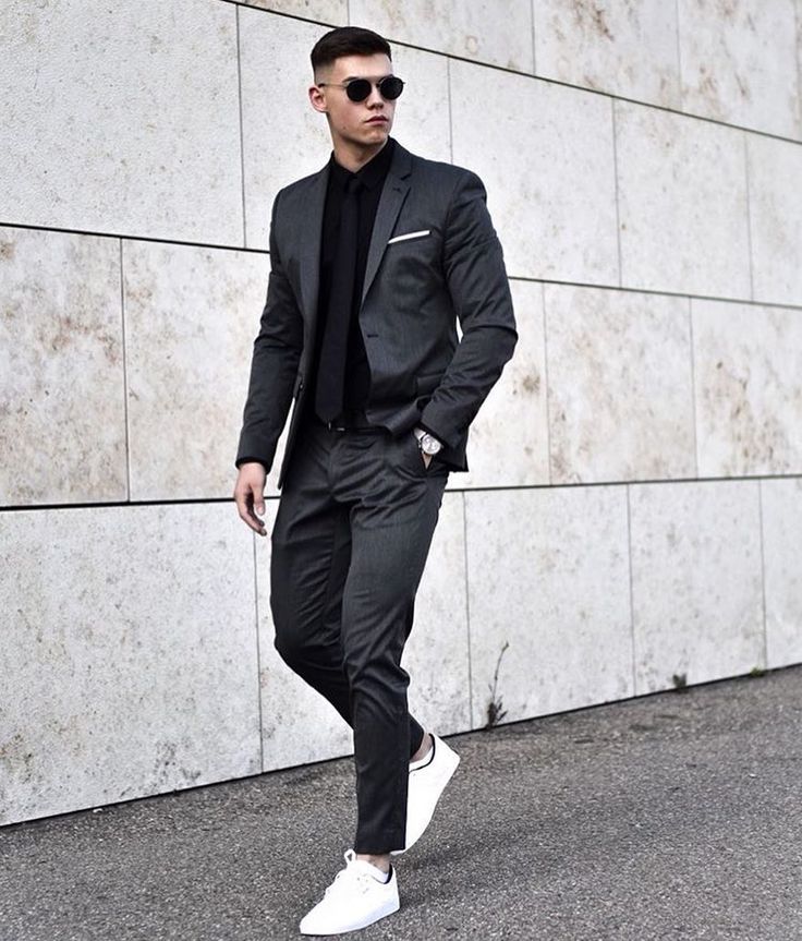 men's black blazer outfit ideas for casual events