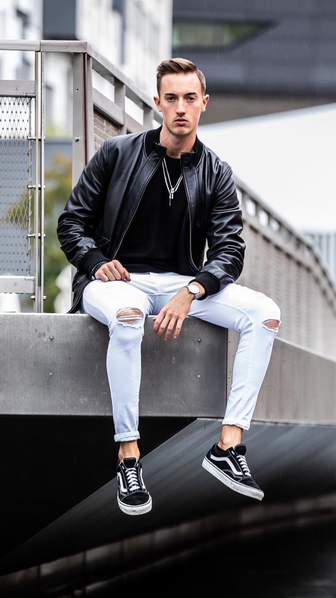 mens leather jacket outfit ideas 0016