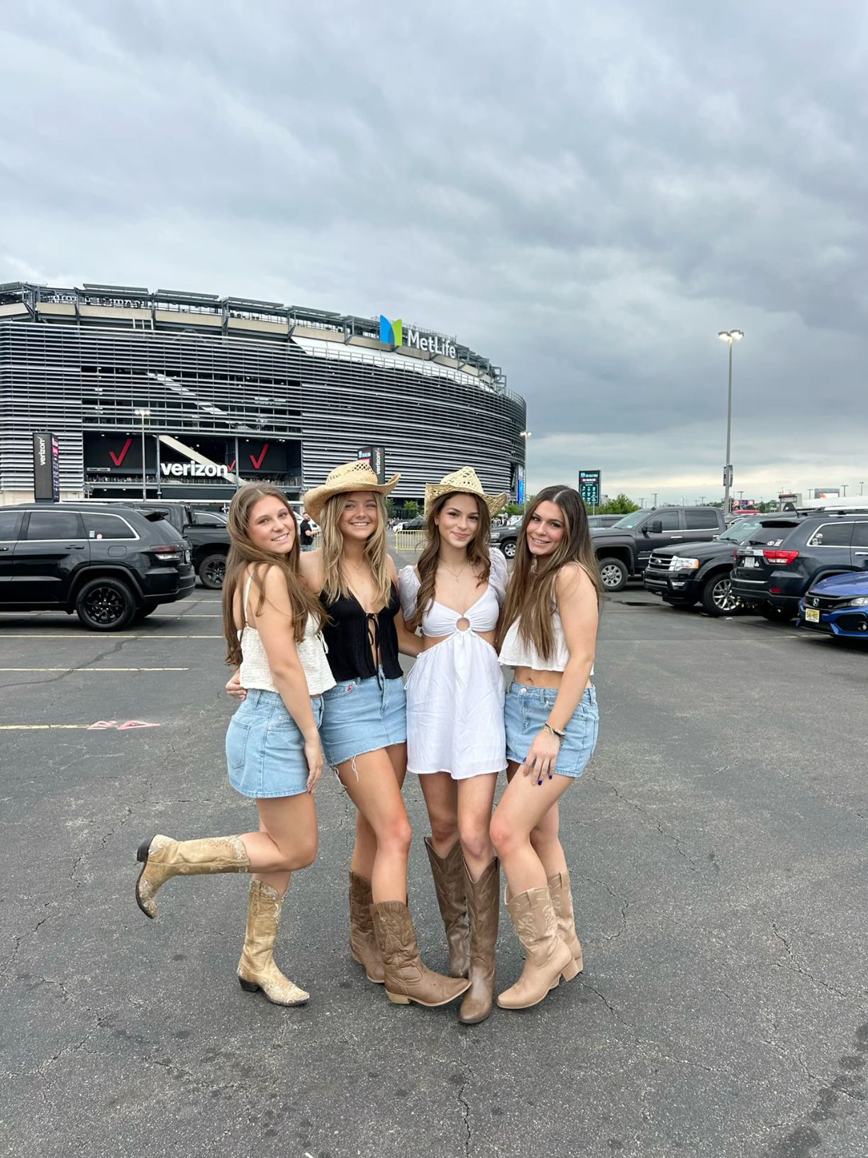 Morgan Wallen concert outfit ideas 0026