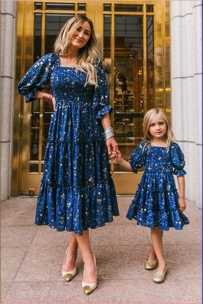 mother daughter photoshoot outfit ideas 0015