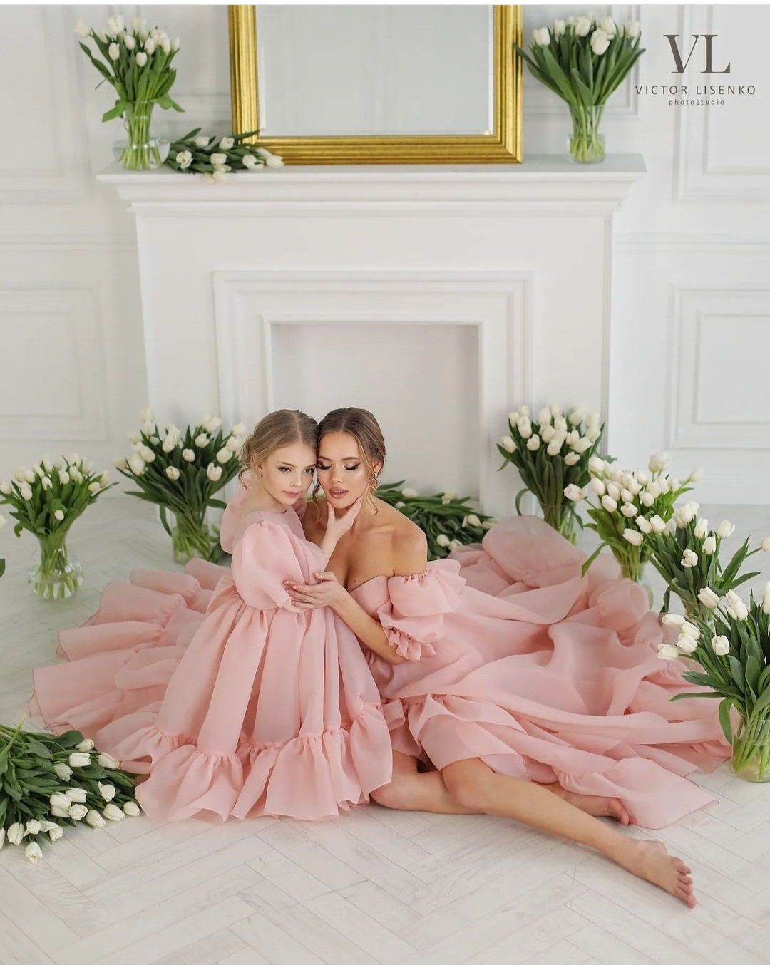 mother daughter photoshoot outfit ideas 0070